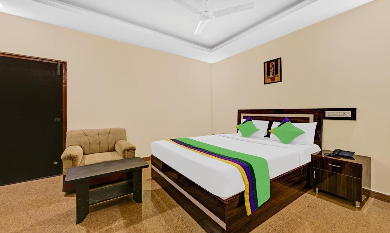 Collection O Royal Suites Bangalore Exterior foto